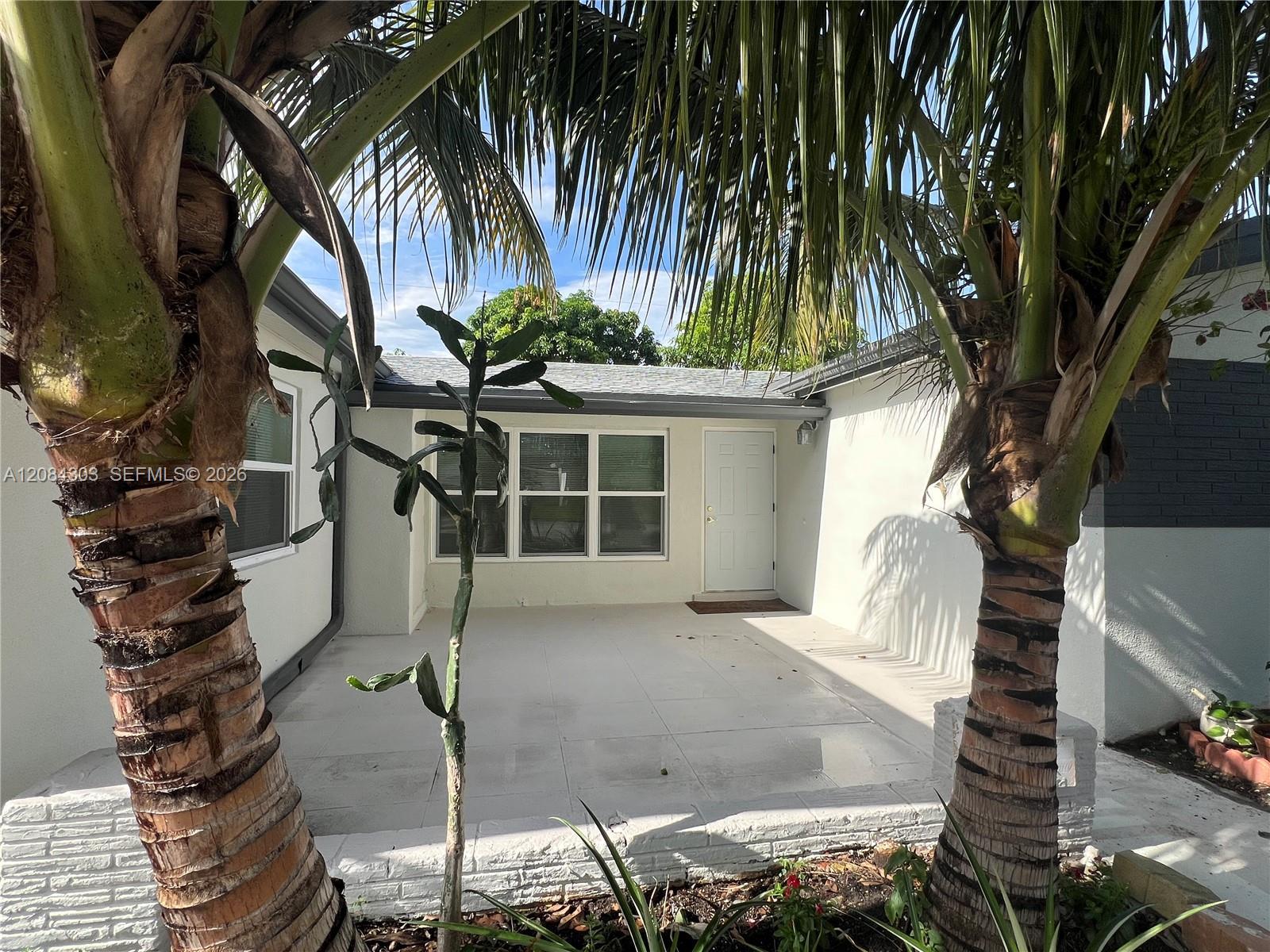 6651 Allen St # 6651, Hollywood FL 33024 photo 2