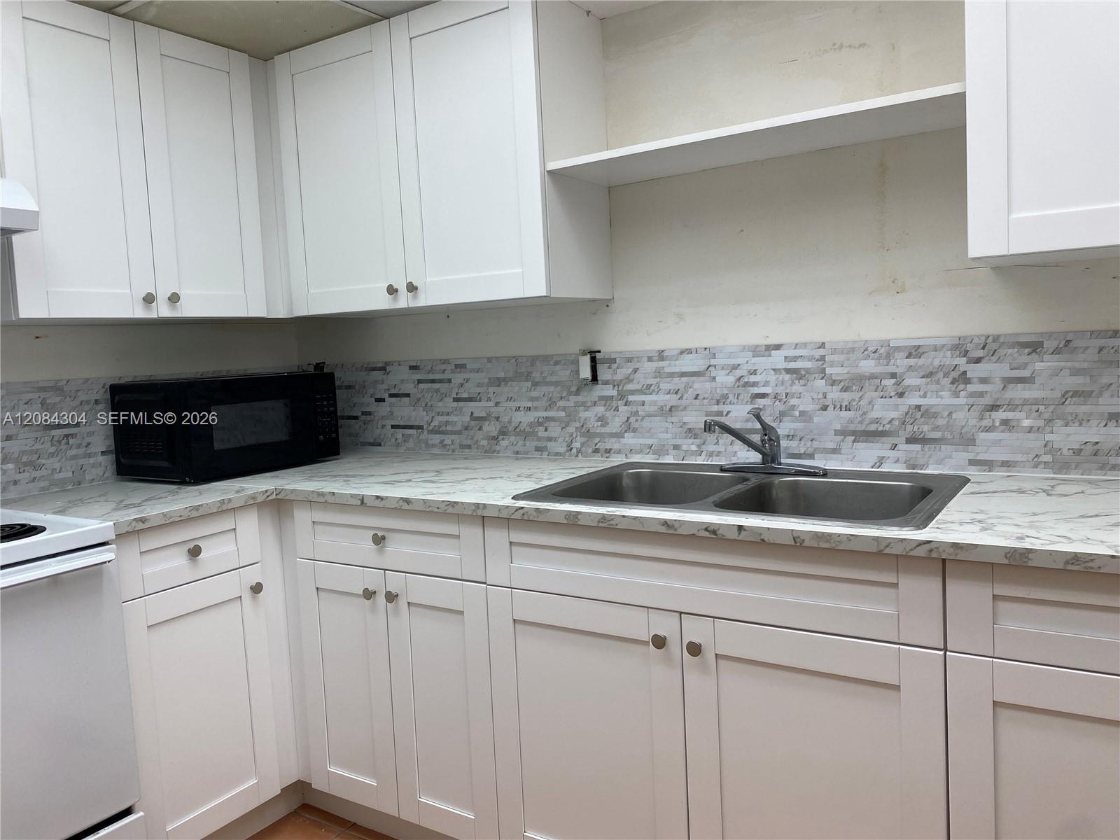 10000 NW 80 Ct # 2537, Hialeah Gardens FL 33016 photo 2
