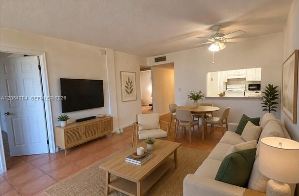 10000 NW 80 Ct # 2537, Hialeah Gardens FL 33016 photo 4