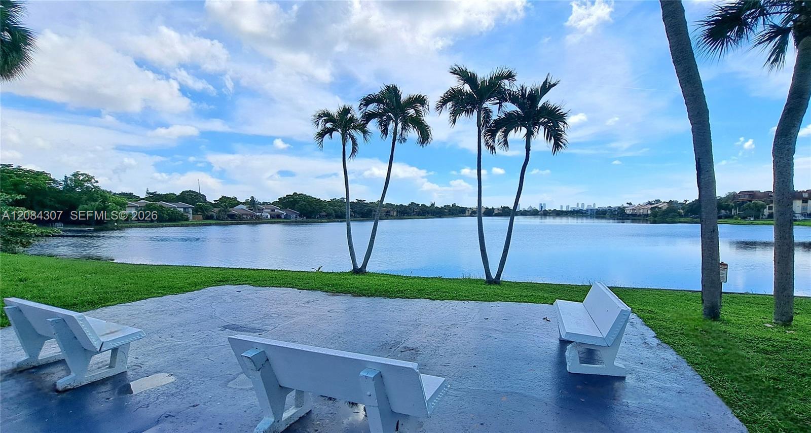 445 NE 195th St # 332, Miami FL 33179 photo 4