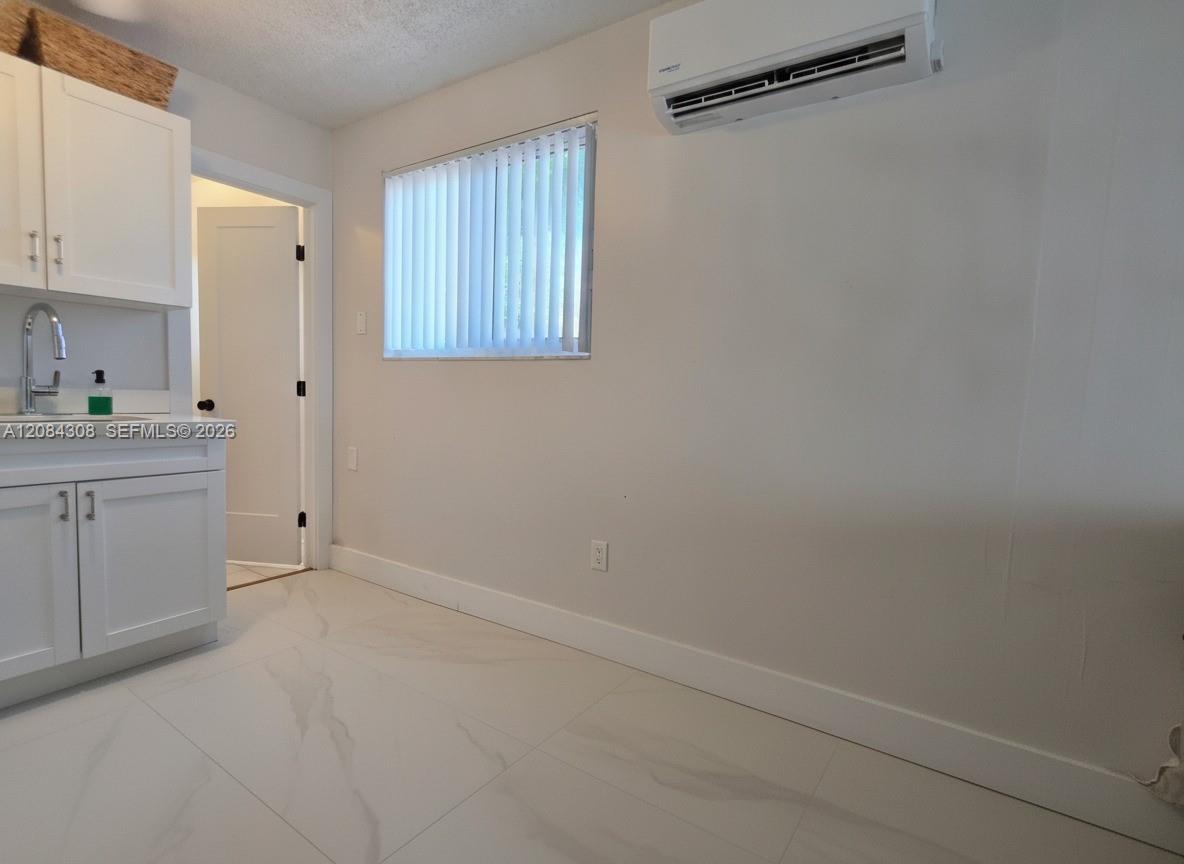 1430 N 68th Ave # B, Hollywood FL 33024 photo 5