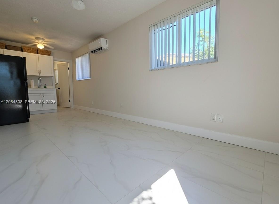 1430 N 68th Ave # B, Hollywood FL 33024 photo 4