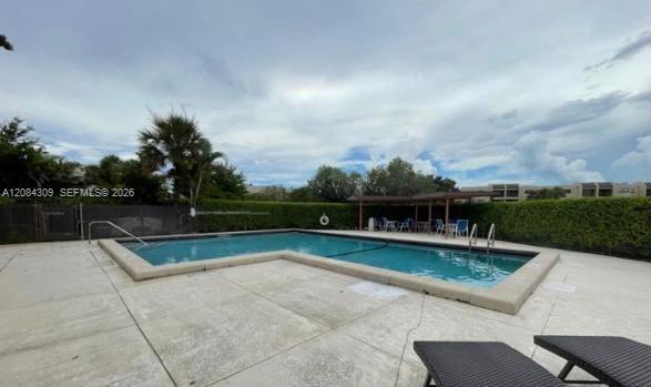 182 Lakeview Dr # 204, Weston FL 33326 photo 3