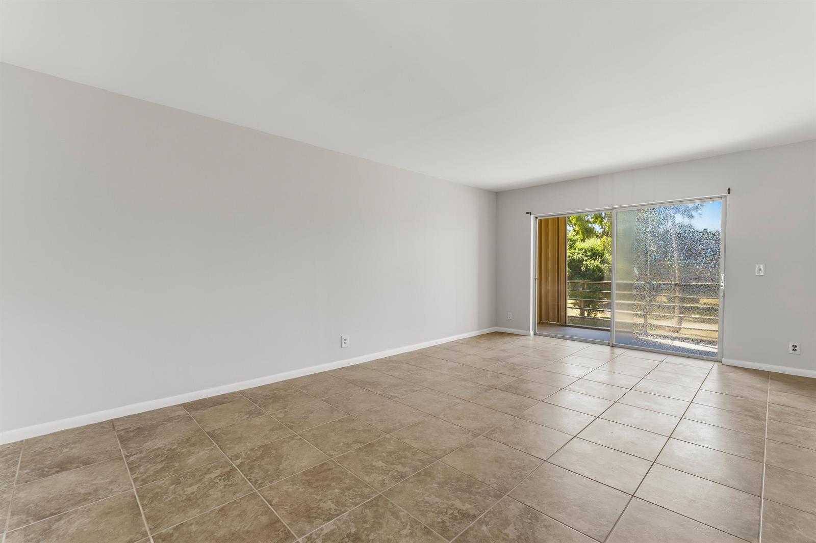 1638 EMBASSY Drive # 208, West Palm Beach FL 33401 photo 2