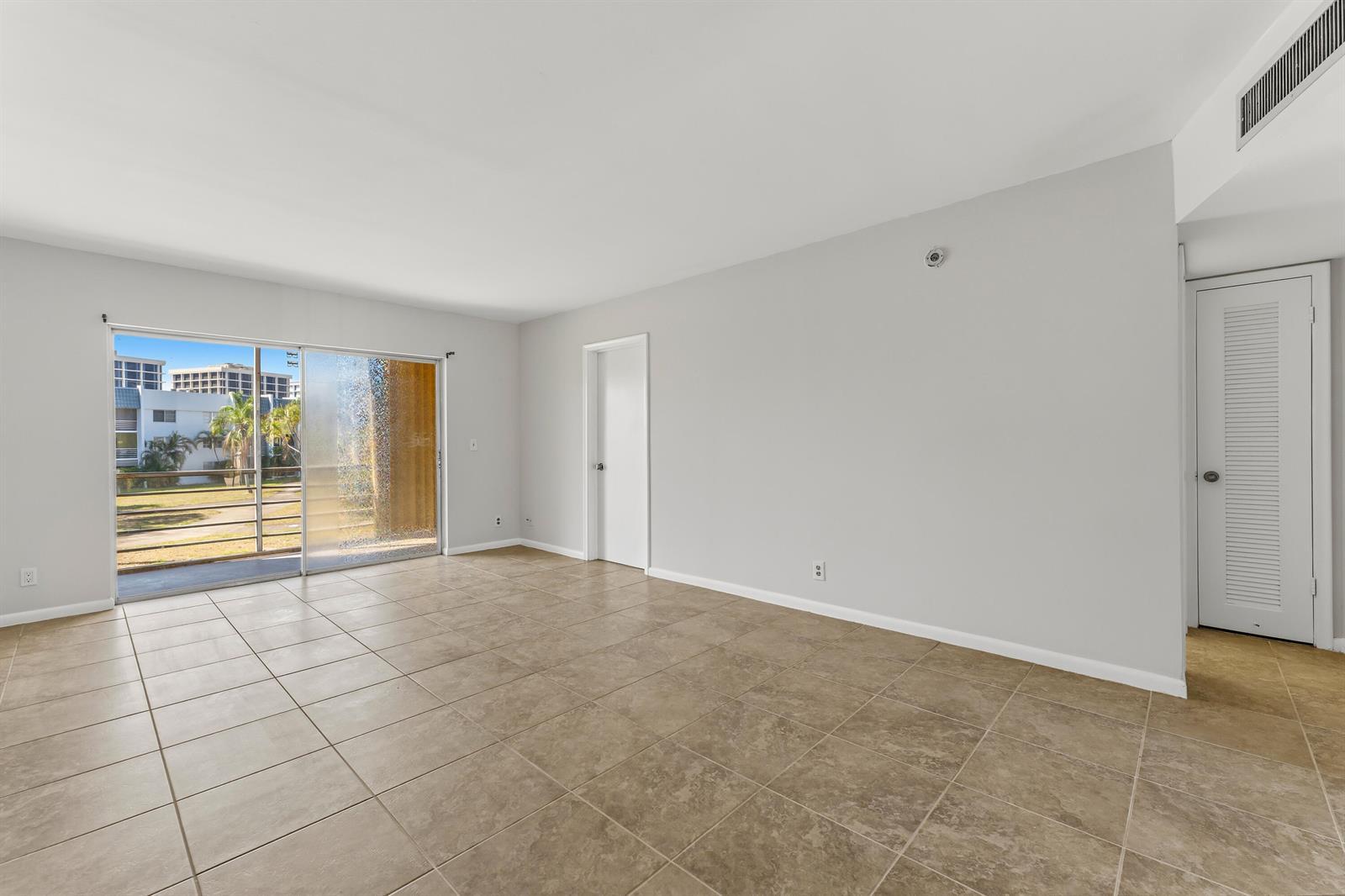 1638 EMBASSY Drive # 208, West Palm Beach FL 33401