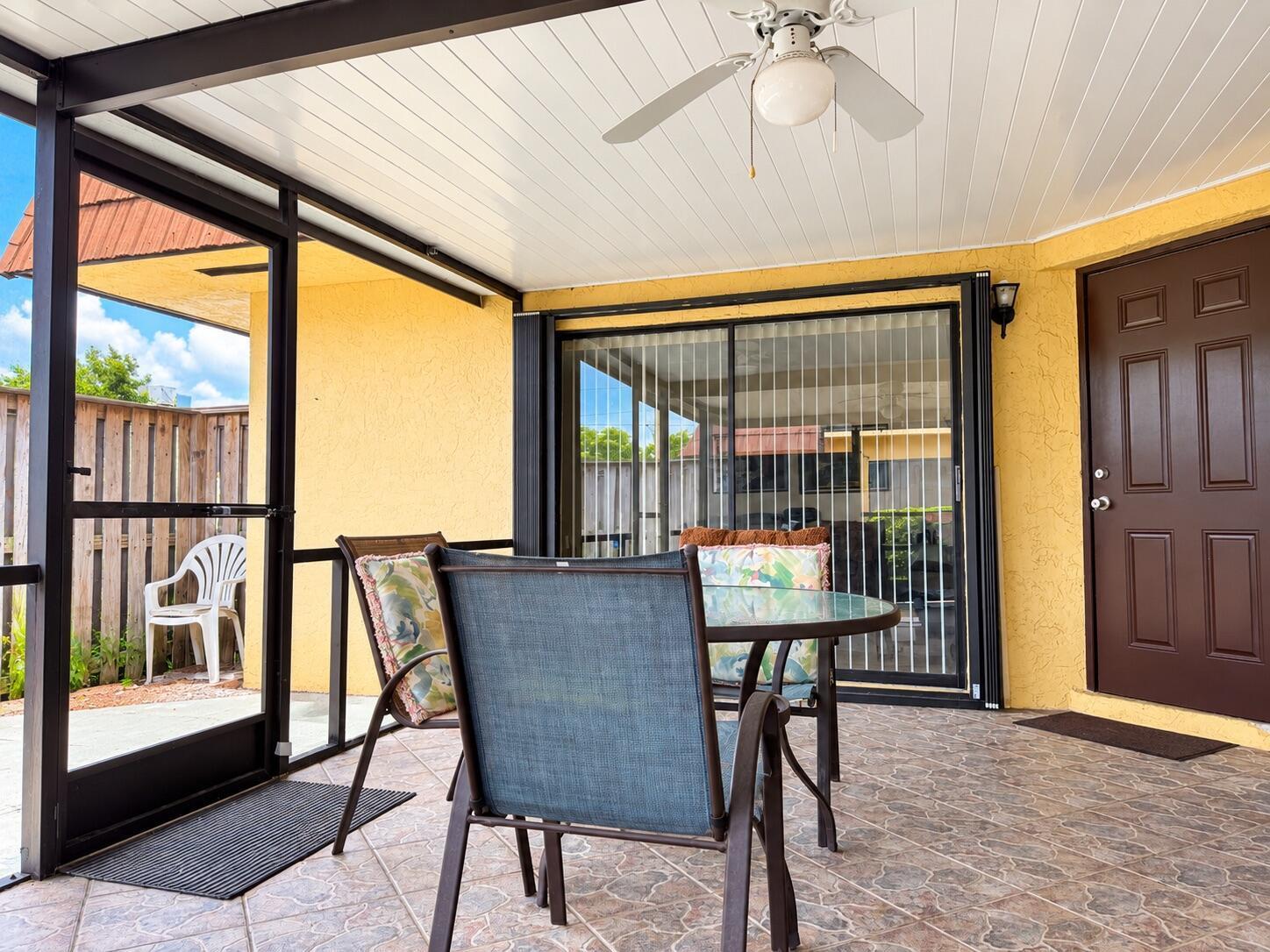 4161 TURNBERRY Circle # 28, Lake Worth FL 33467 photo 2