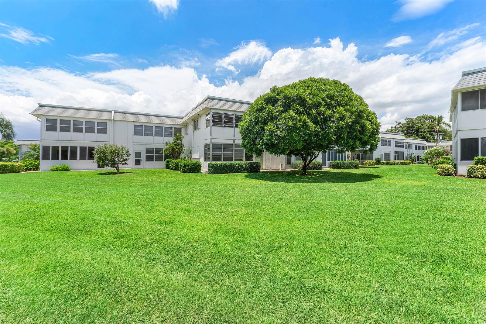 3120 Lake Osborne Drive, FL 33461 photo 4
