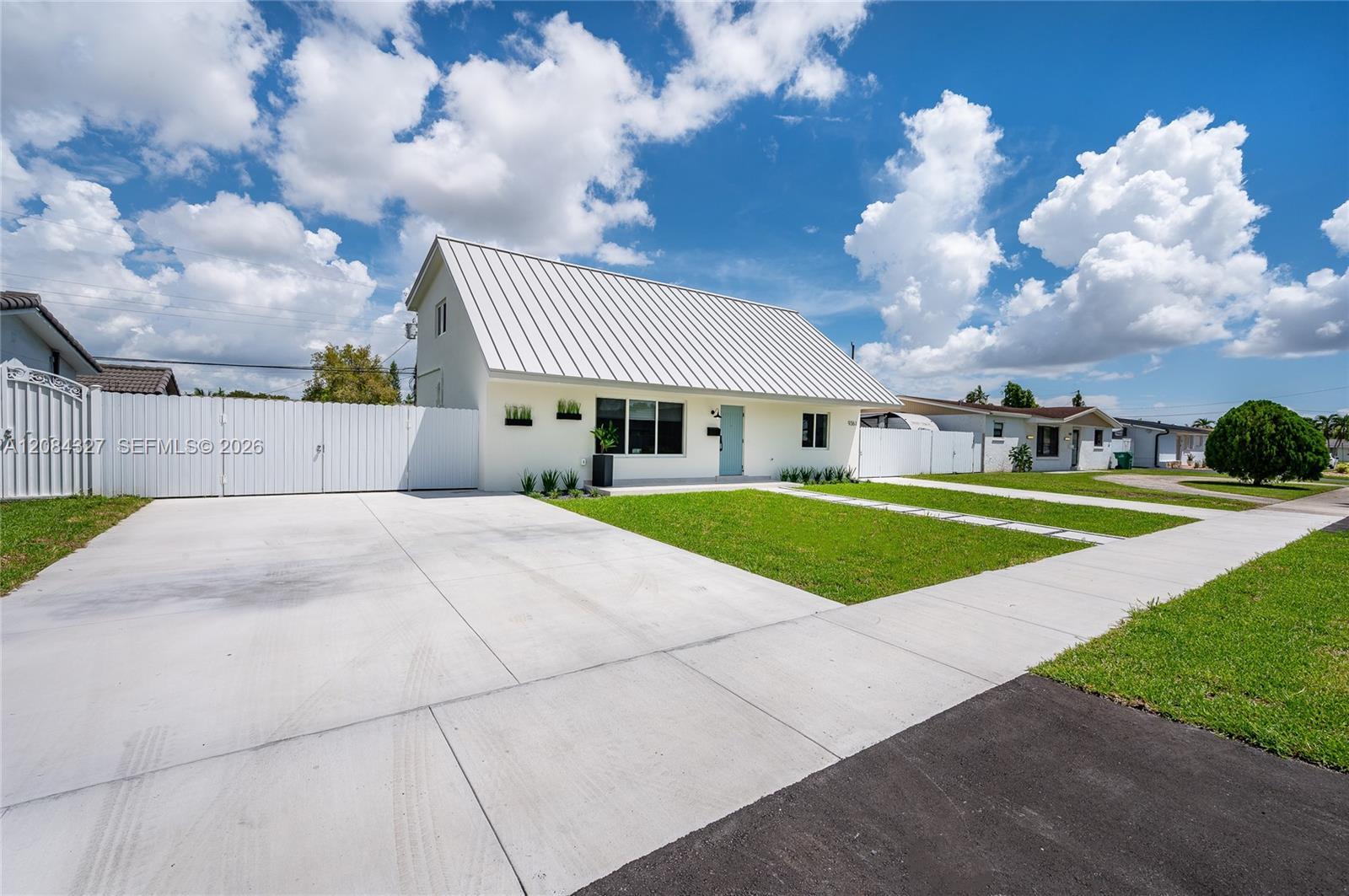 9361 SW 27th St, Miami FL 33165 photo 2