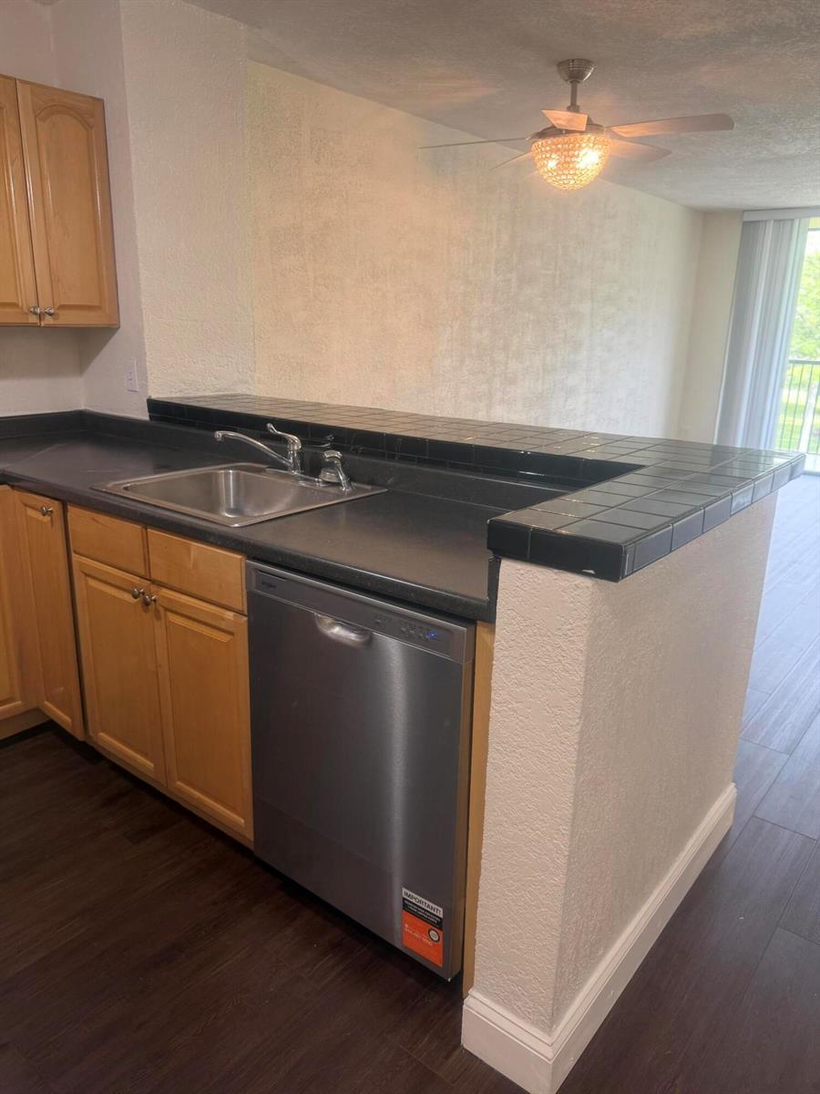 7710 NW 50th Street # 304, Lauderhill FL 33351 photo 4