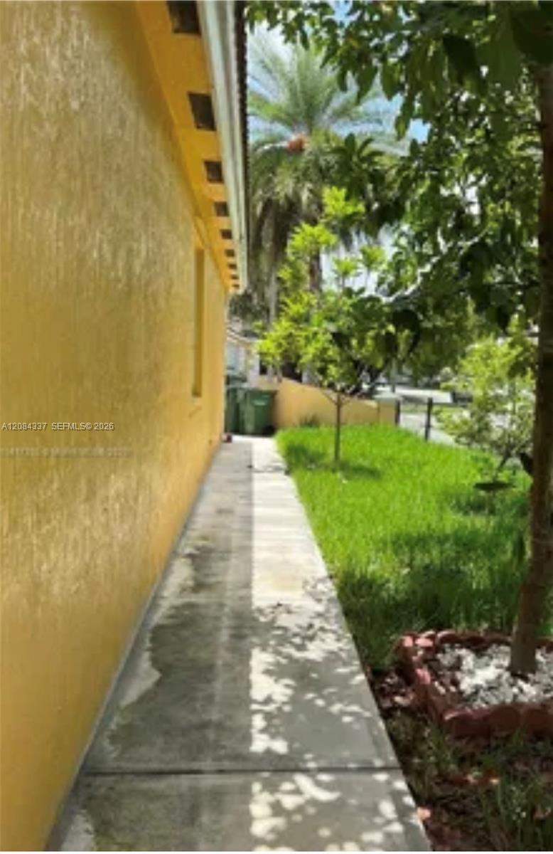 5 SW 15th Ave, Homestead FL 33030 photo 4
