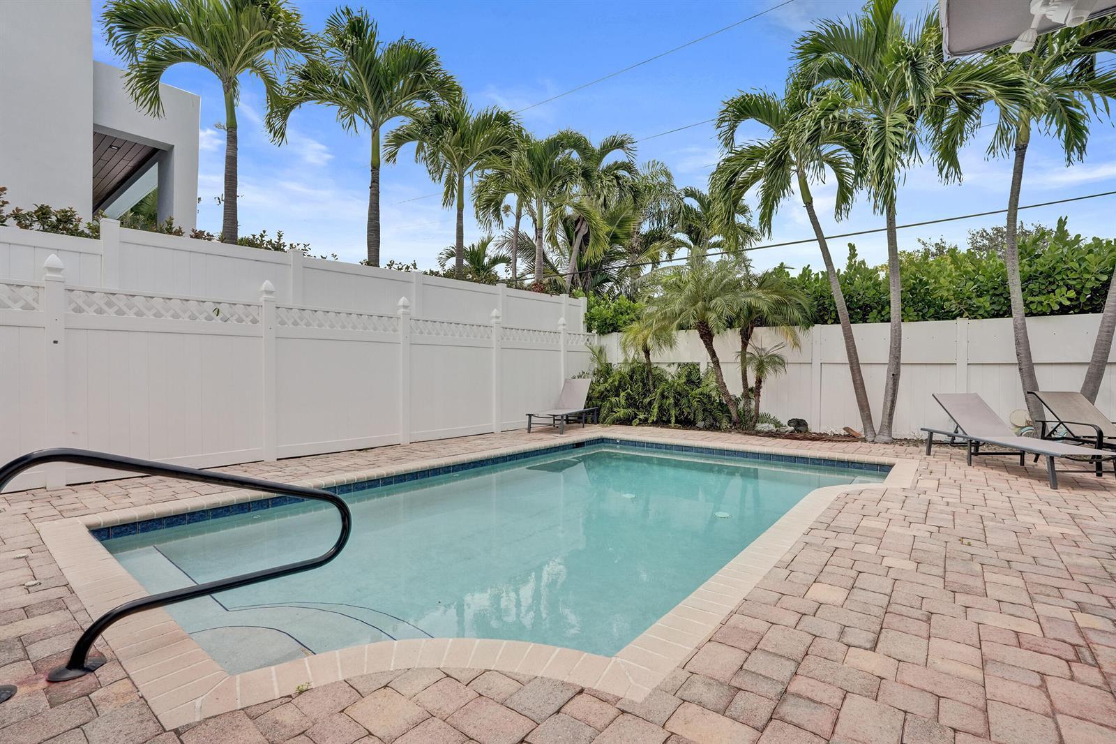 3207 LEIGH Road, Pompano Beach FL 33062 photo 2