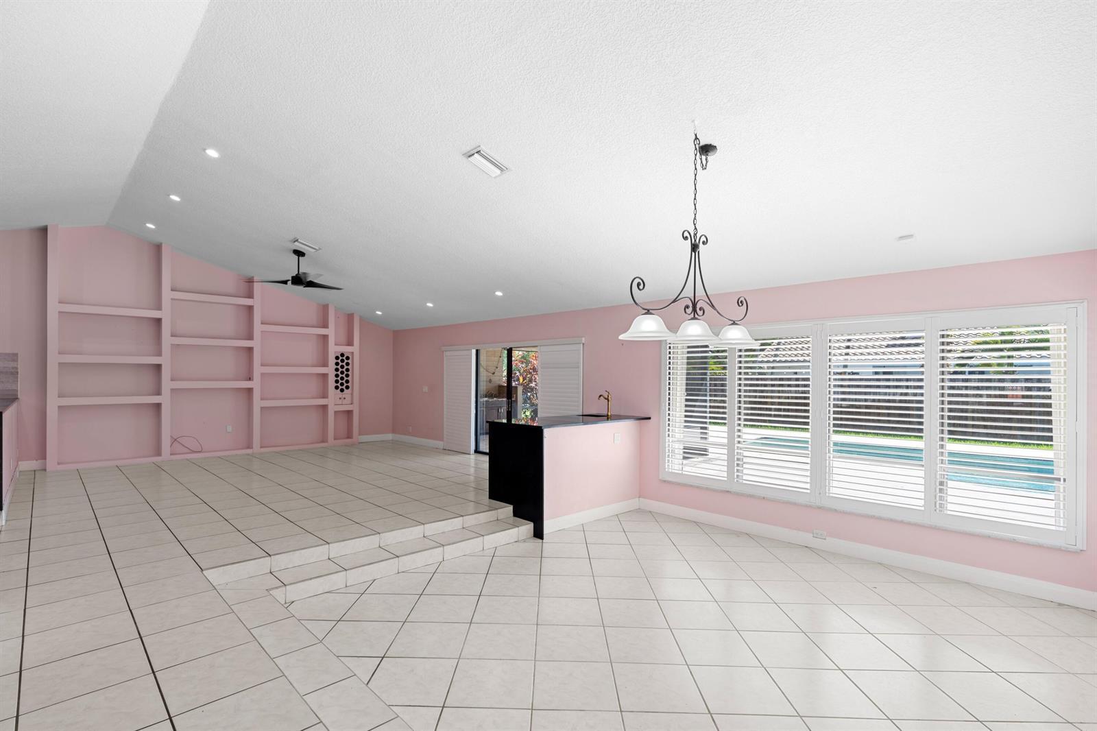 197 NW 104TH Avenue, Coral Springs FL 33071 photo 4