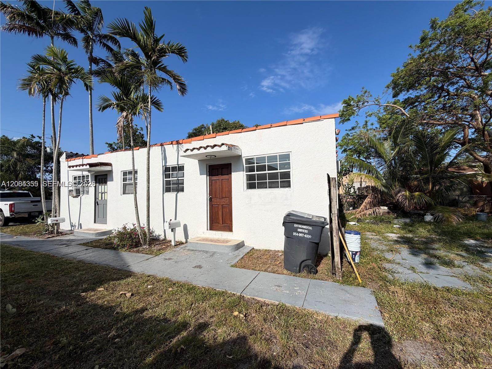 2212 Grant St # 2, Hollywood FL 33020