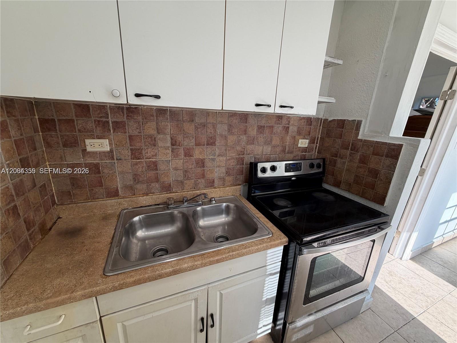 2212 Grant St # 2, Hollywood FL 33020 photo 5