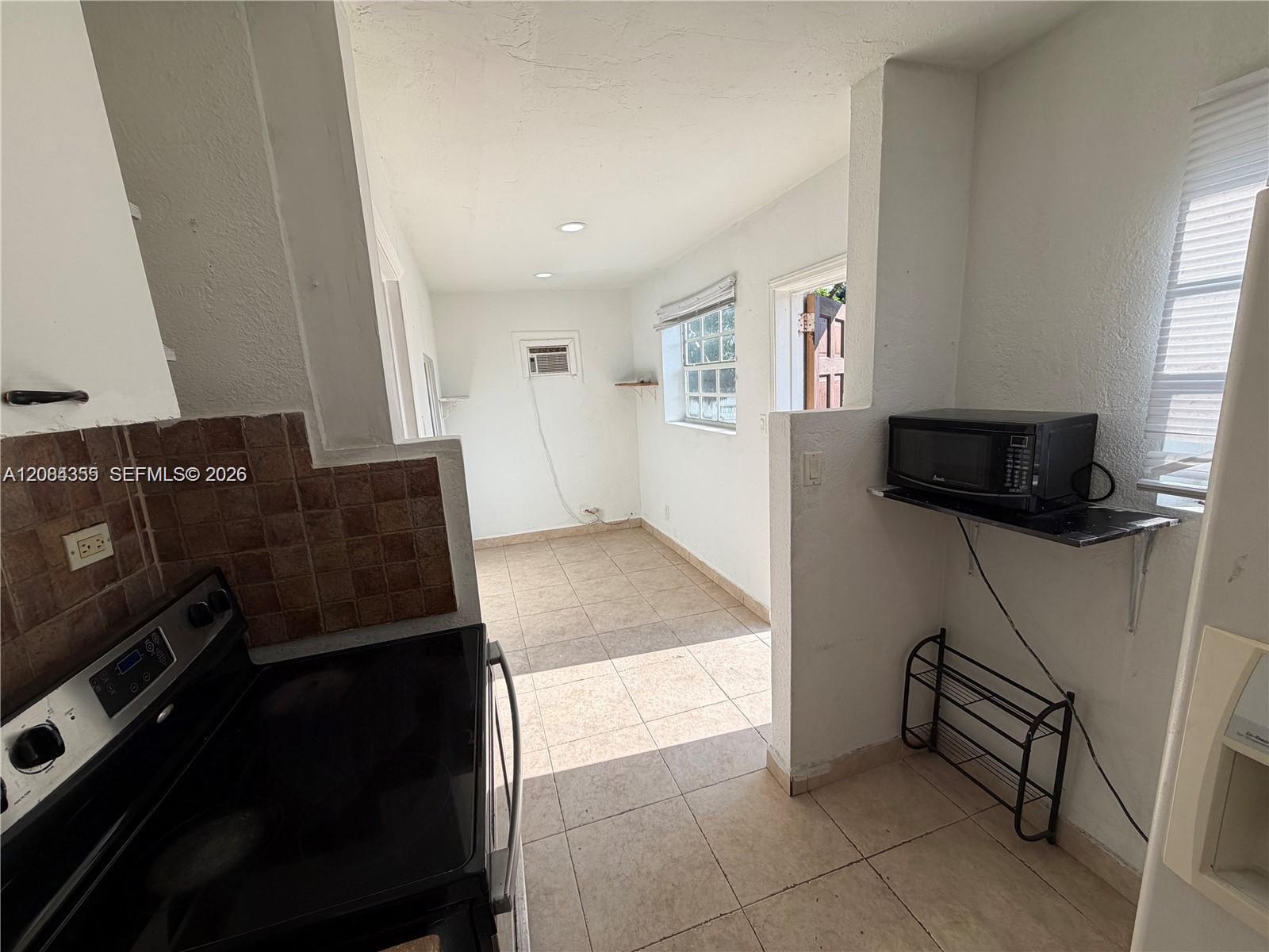 2212 Grant St # 2, Hollywood FL 33020 photo 4
