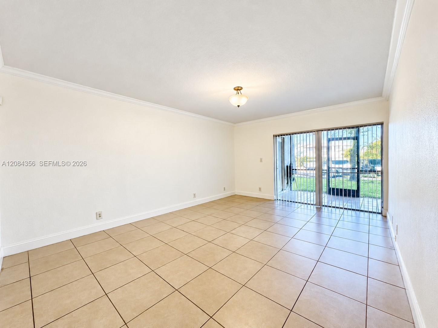 13707 Kendale Lakes Cir # 109, Miami FL 33183 photo 5