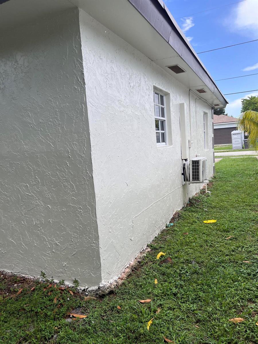5012 SW 22ND Street, West Park FL 33023 photo 5