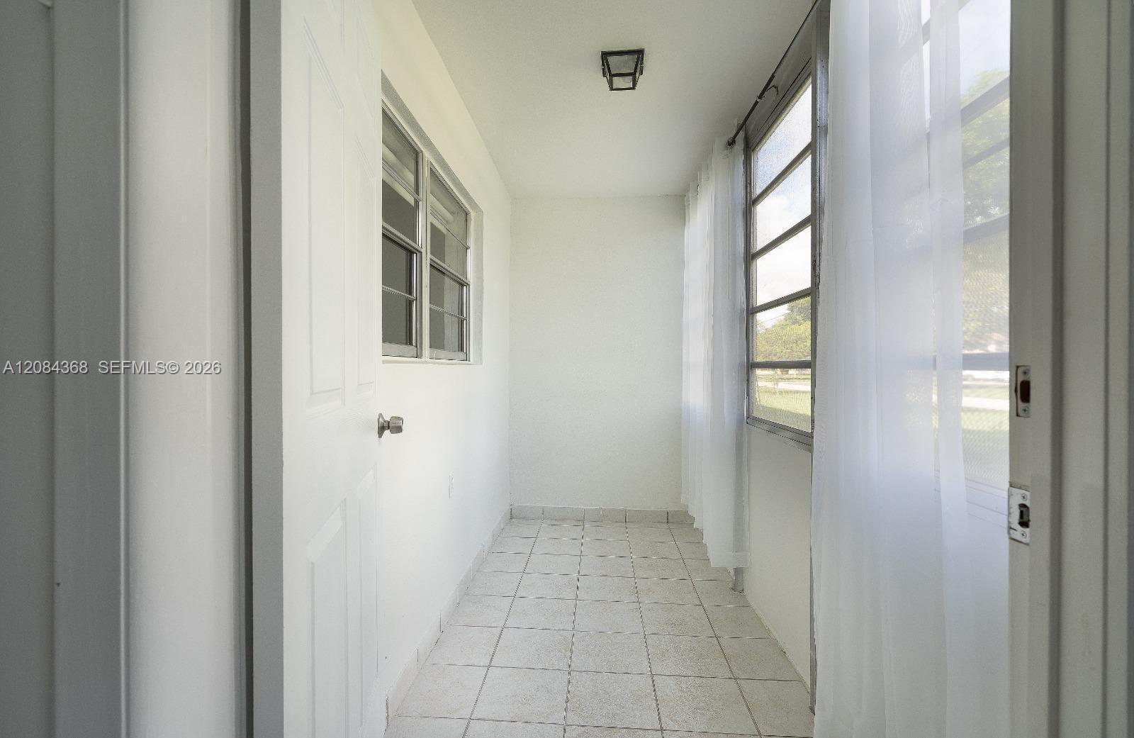 2810 NE 201st Ter # G105, Aventura FL 33180 photo 4