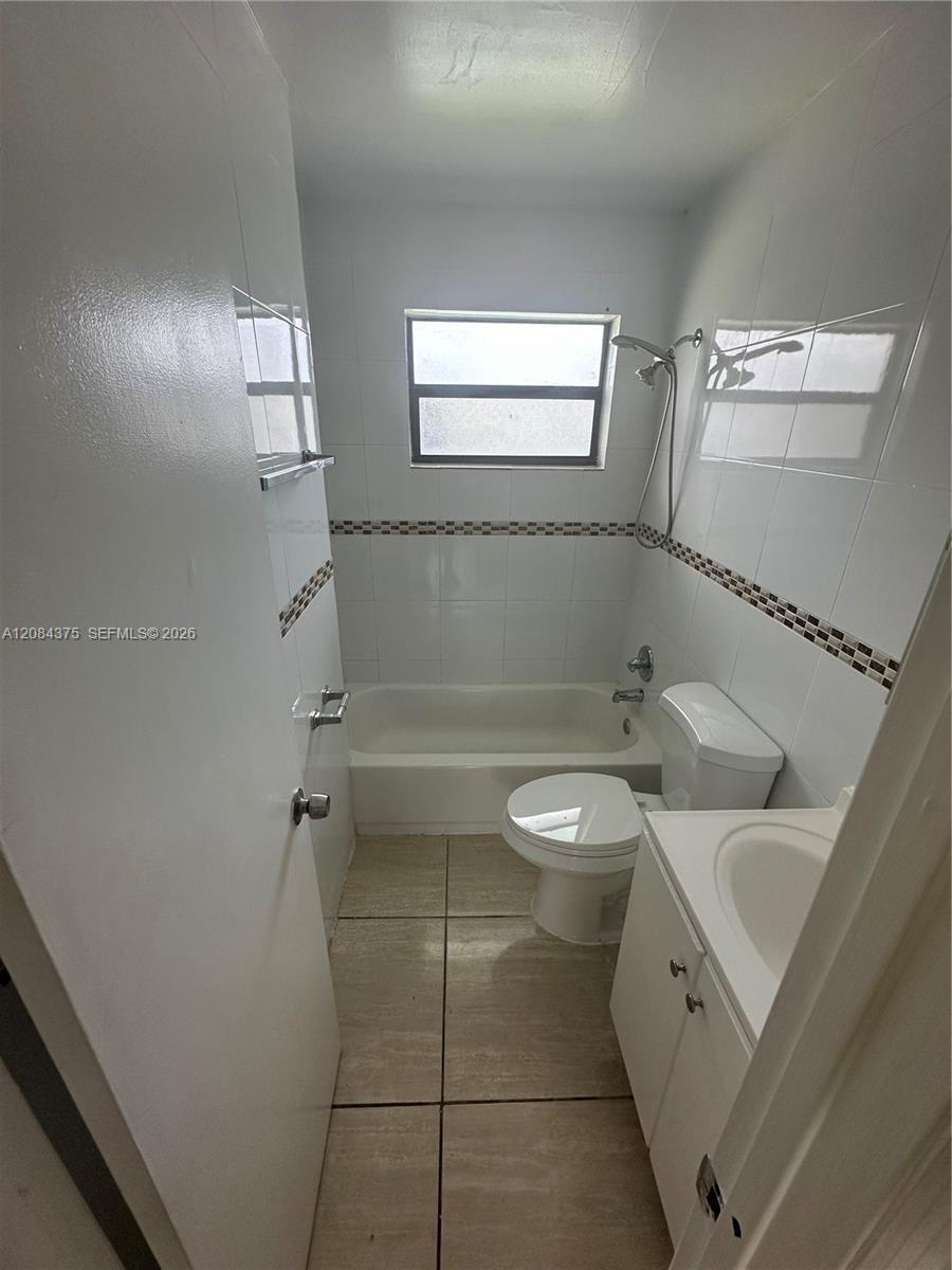 4120 SW 19th St # 2, West Park FL 33023 photo 2