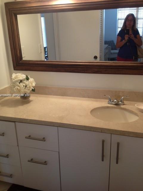 300 NE Bayview Dr # 501, Sunny Isles Beach FL 33160 photo 5