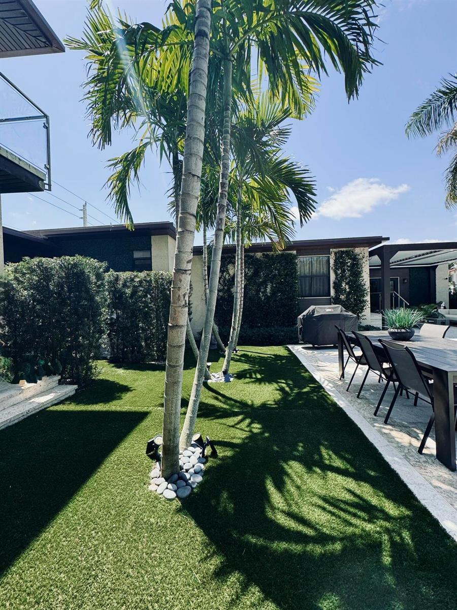 301 PALMETTO Street, West Palm Beach FL 33405 photo 3