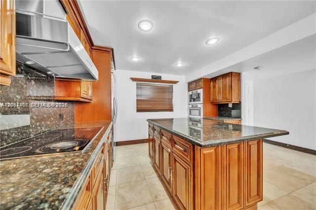 4000 NE 168th St, North Miami Beach FL 33160 photo 3