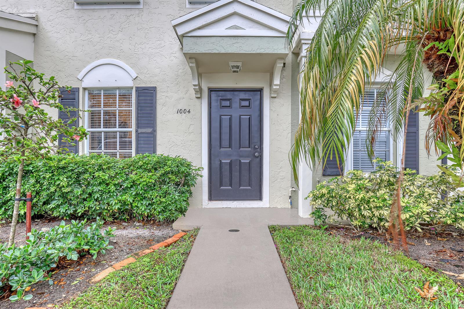 1004 Kokomo Key Lane, Delray Beach FL 33483 photo 2