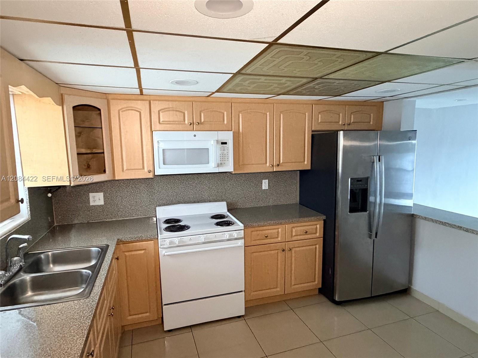 7006 W 17th Ct, Hialeah FL 33014 photo 5