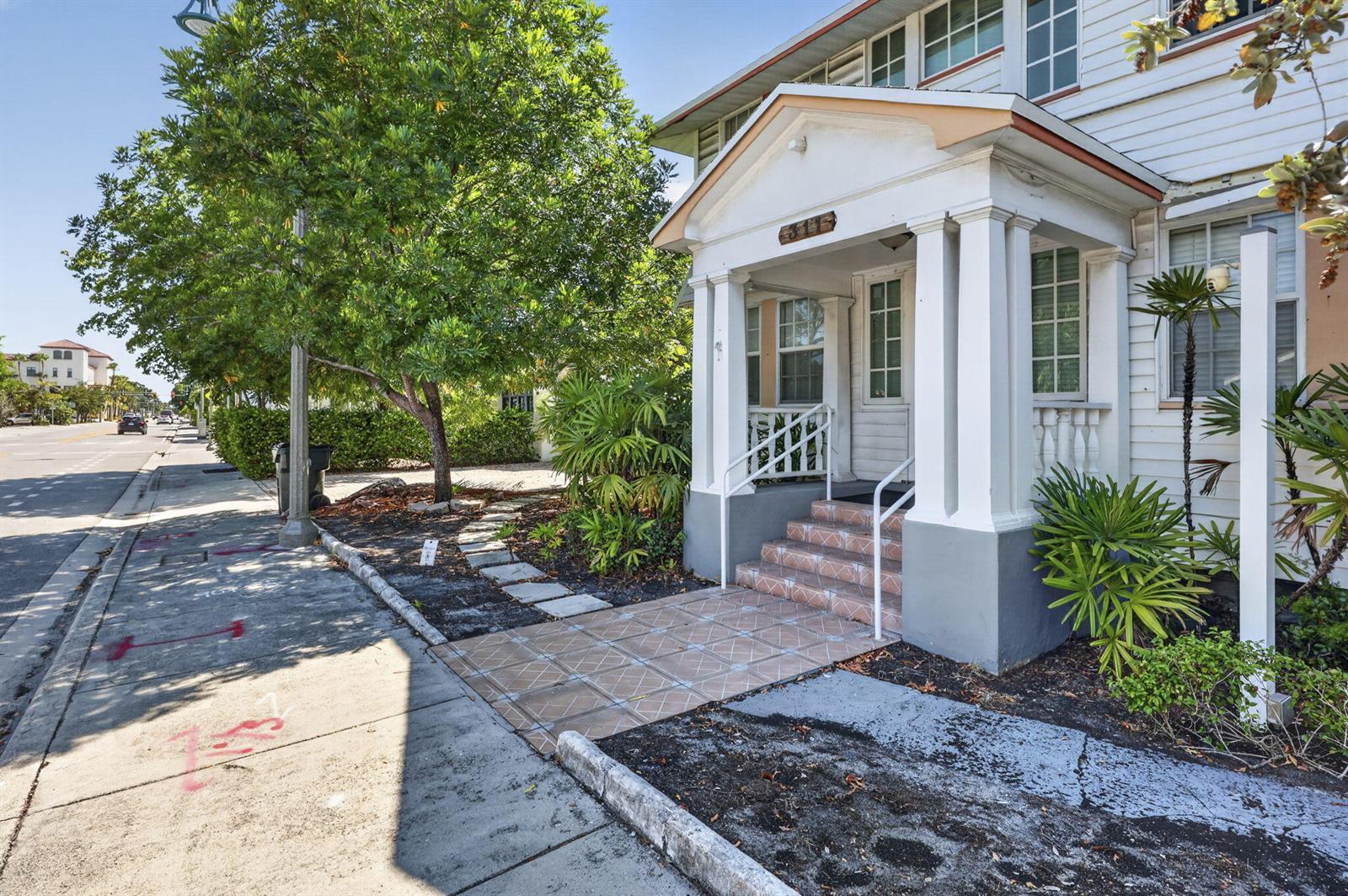 311 N FEDERAL # 9, FL 33460 photo 2