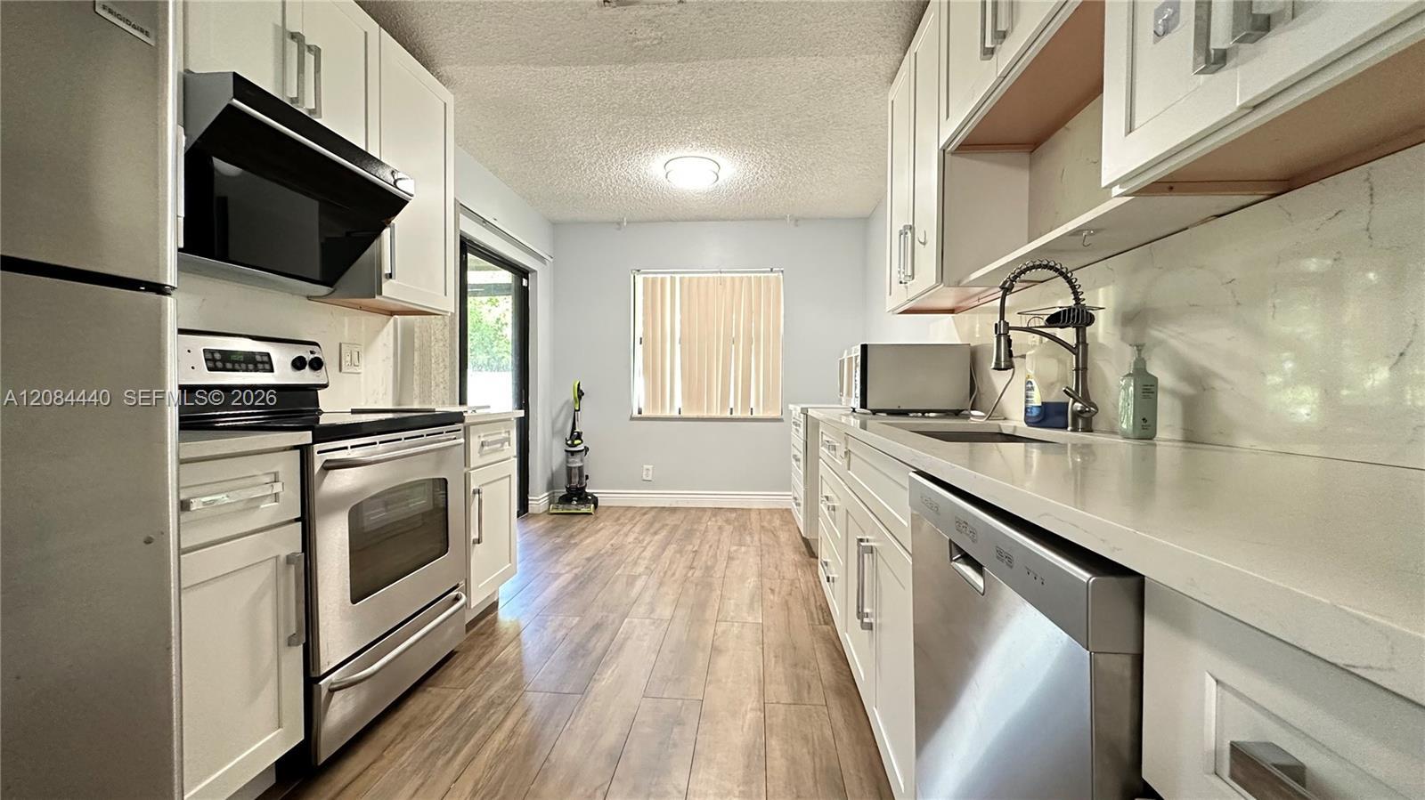 566 SW 20th Ct # 5, Delray Beach FL 33445