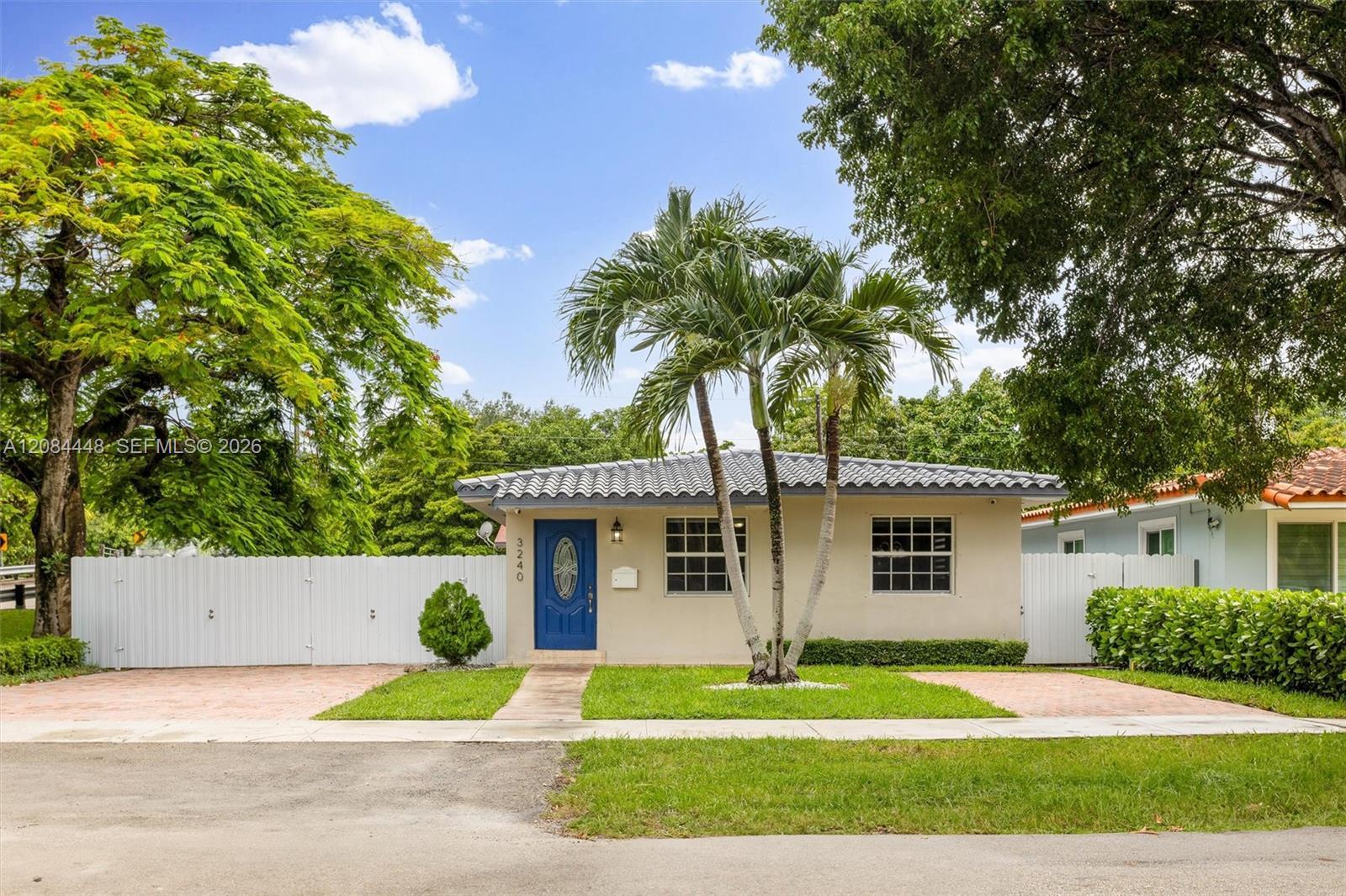 3240 SW 69th Ave, Miami FL 33155
