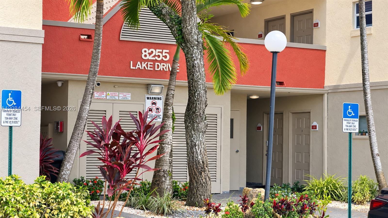 Doral, FL 33166 photo 3