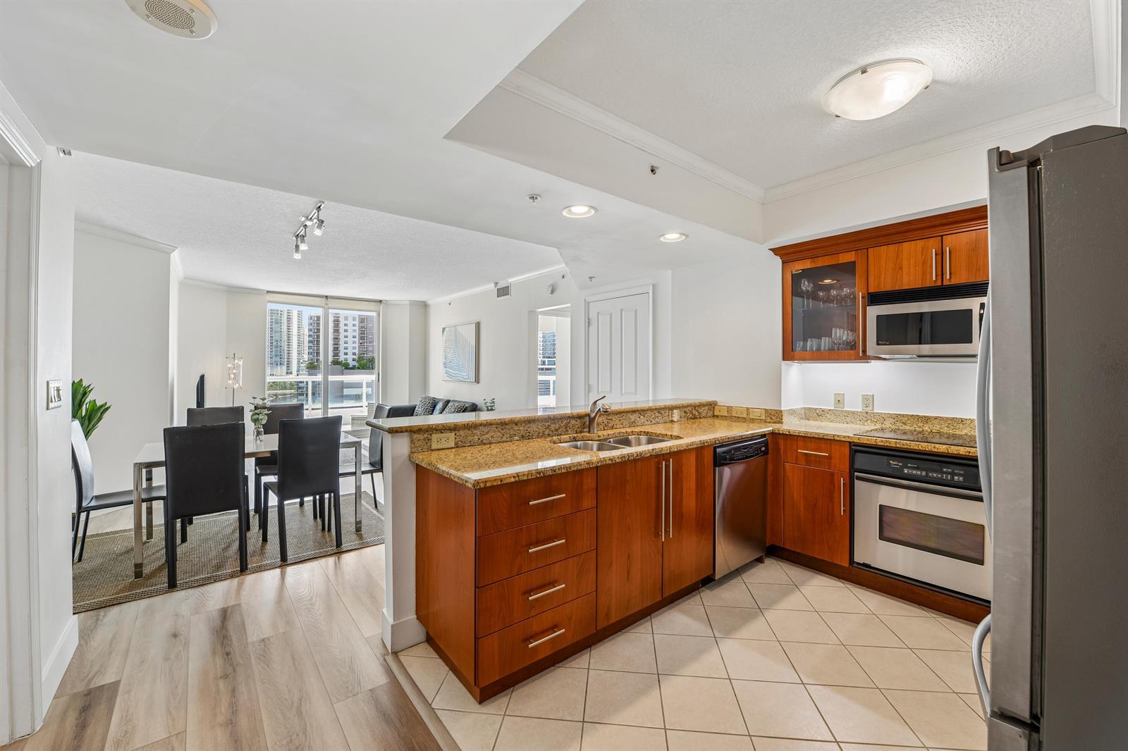 401 SW 4TH Avenue # 1003, Fort Lauderdale FL 33315 photo 4