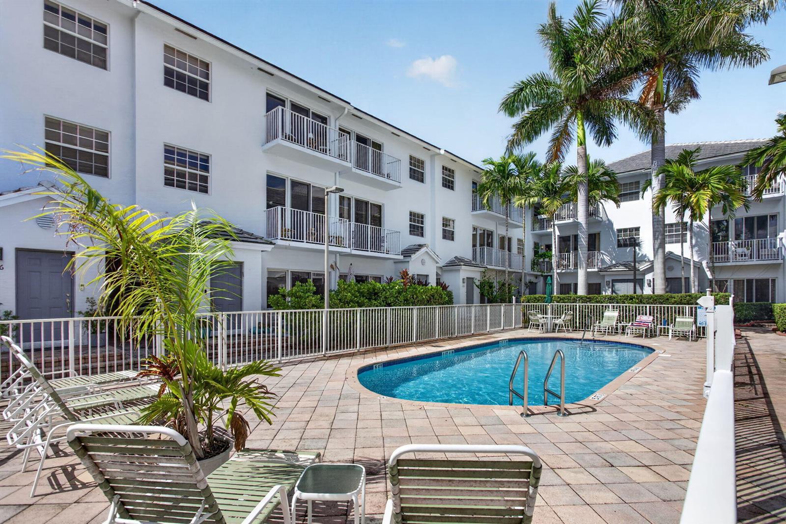 2725 NE 8TH Avenue # 112, Wilton Manors FL 33334