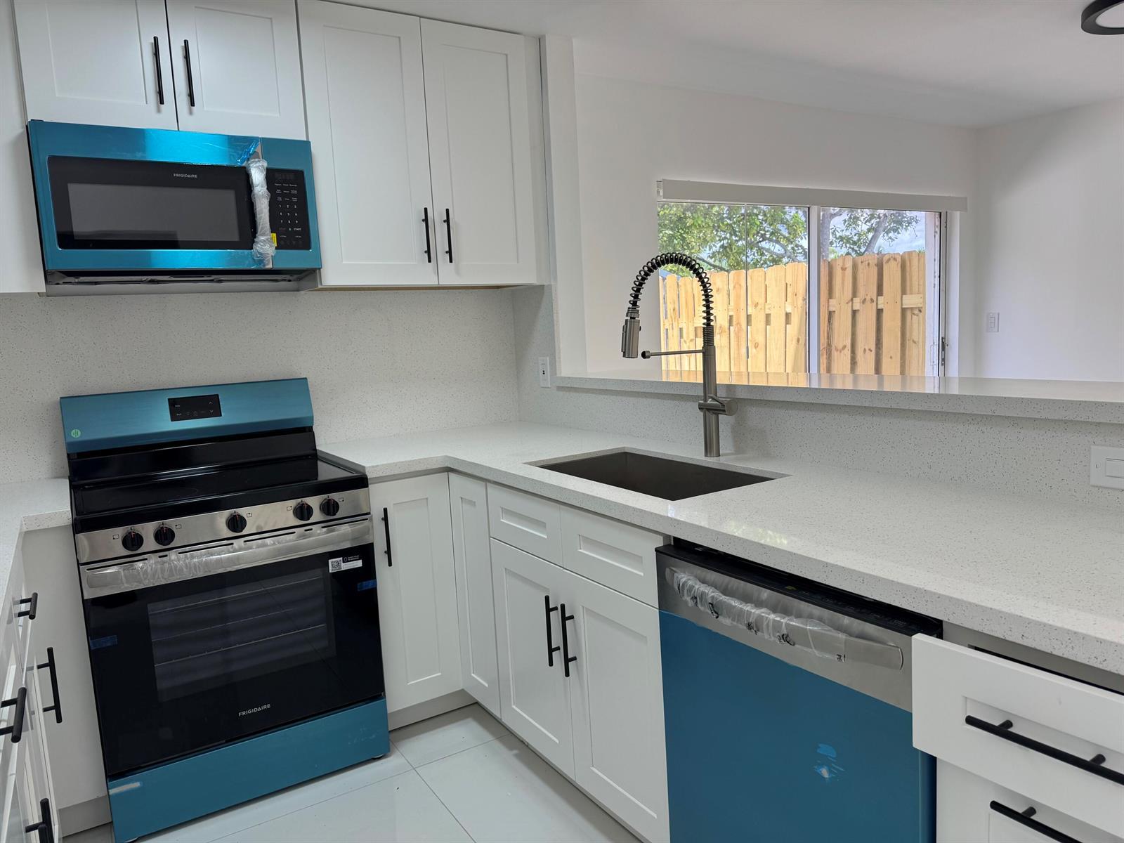 4421 SW 72nd Terrace, Davie FL 33314 photo 4