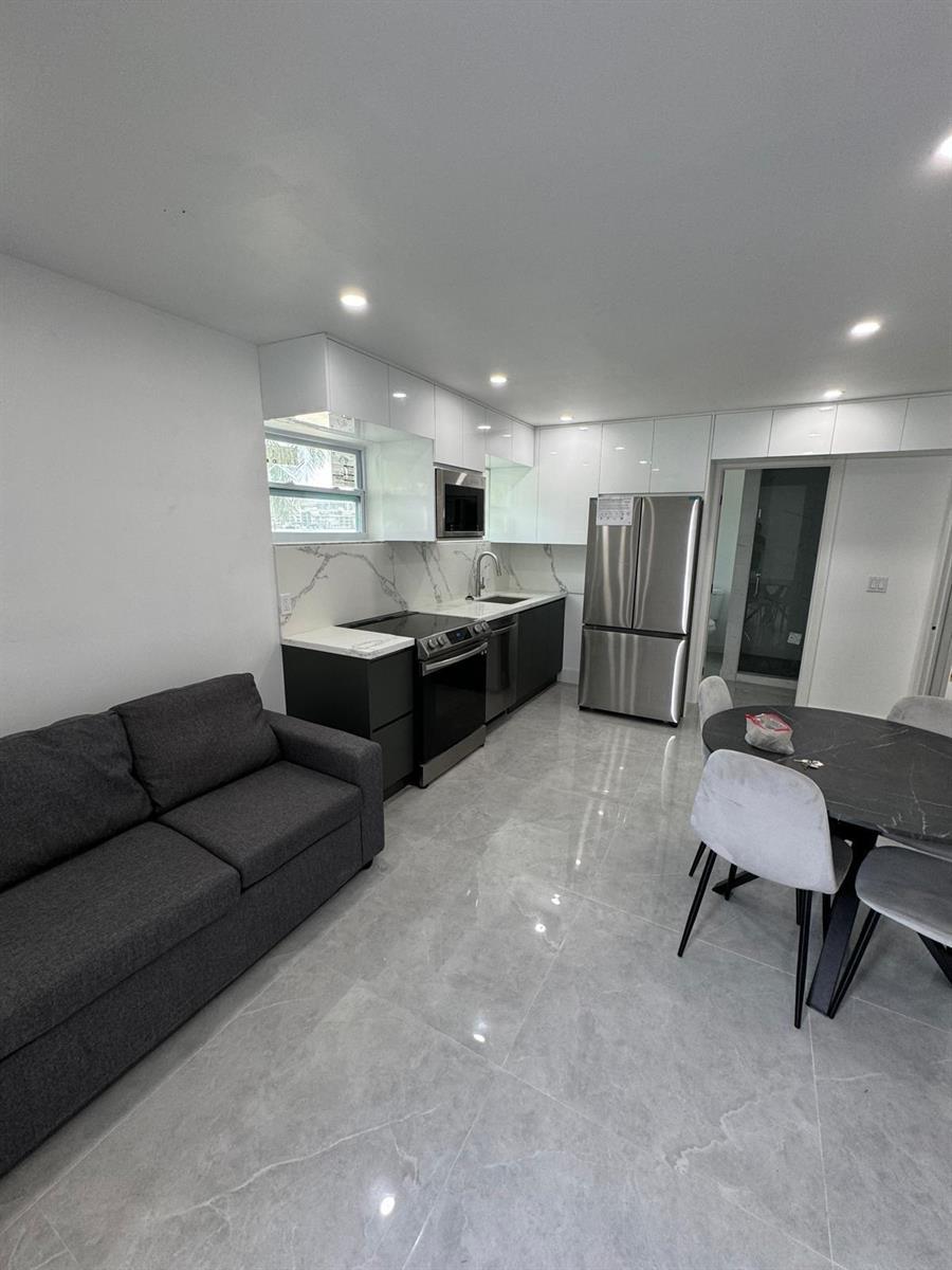 468 GOLDEN ISLES Drive # 101, Hallandale Beach FL 33009 photo 5