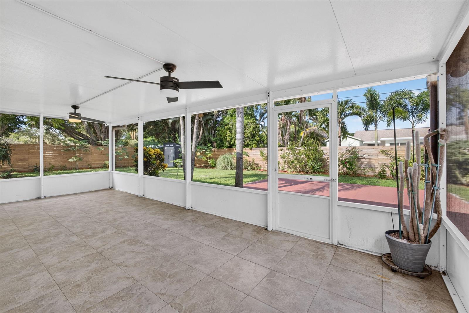 502 Circle E, Jupiter FL 33458 photo 4