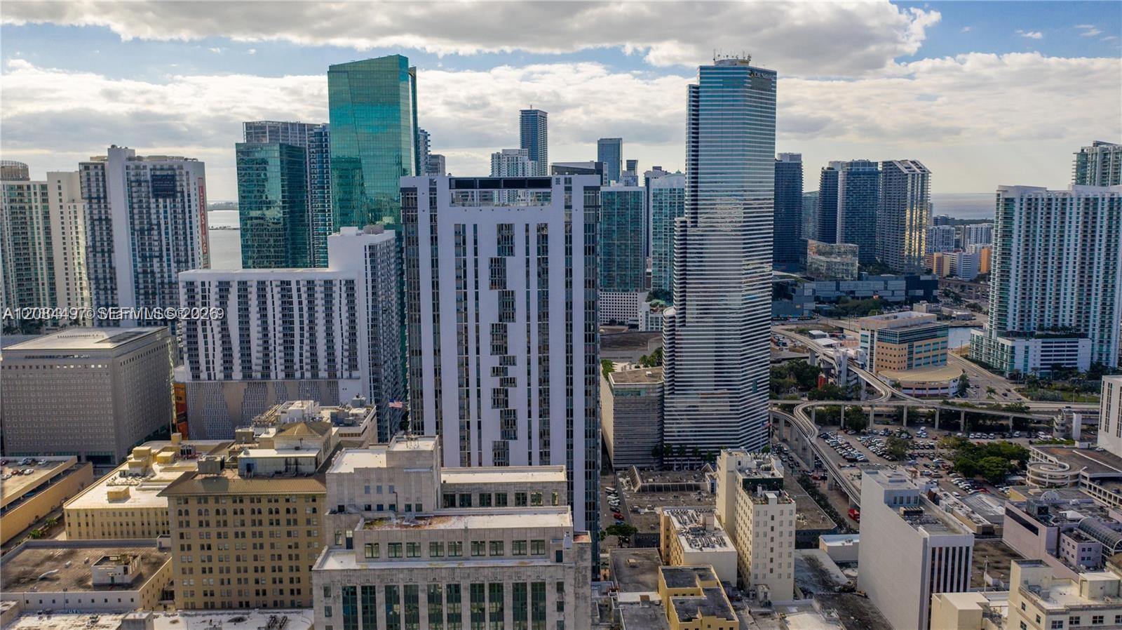 151 SE 1st St, Miami FL 33131 photo 5