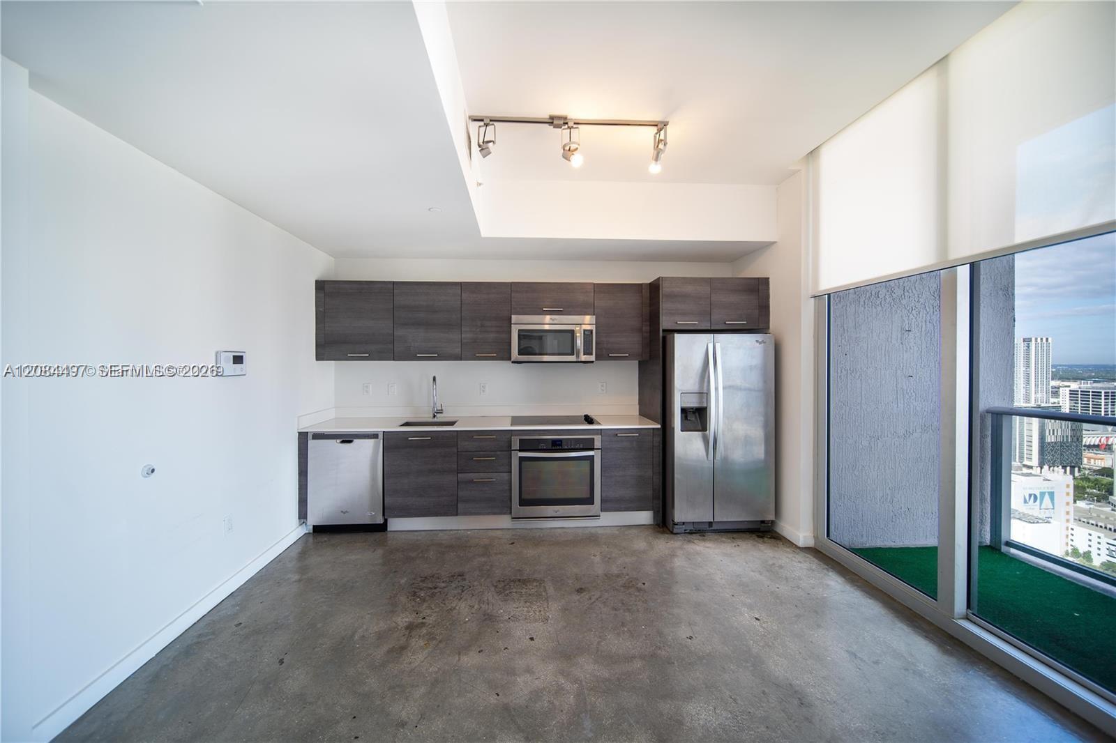 151 SE 1st St, Miami FL 33131 photo 4