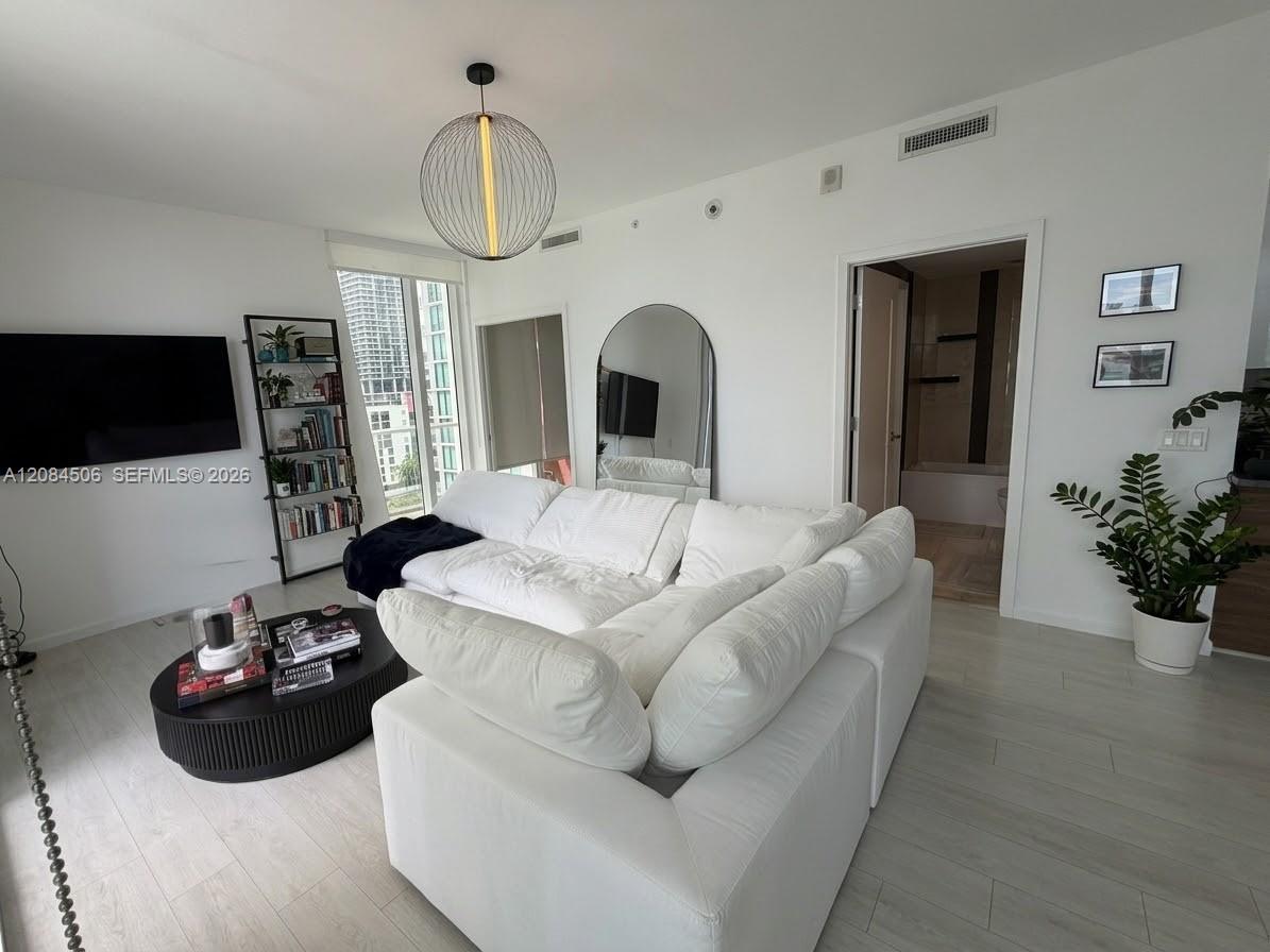 601 NE 27th St # 1002, Miami FL 33137 photo 4