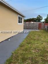 Hialeah, FL 33010 photo 4