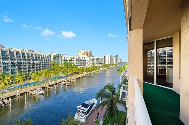 3001 NE 185th St # 615, Aventura FL 33180 photo 2