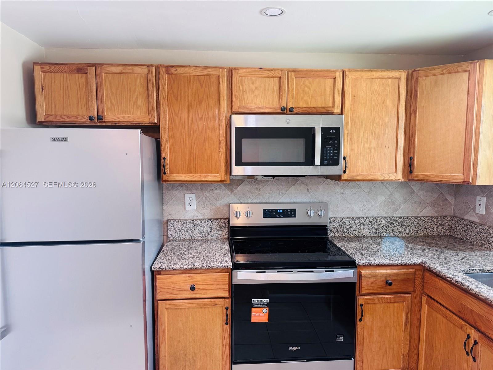6090 SW 41st St # 19, Davie FL 33314 photo 2