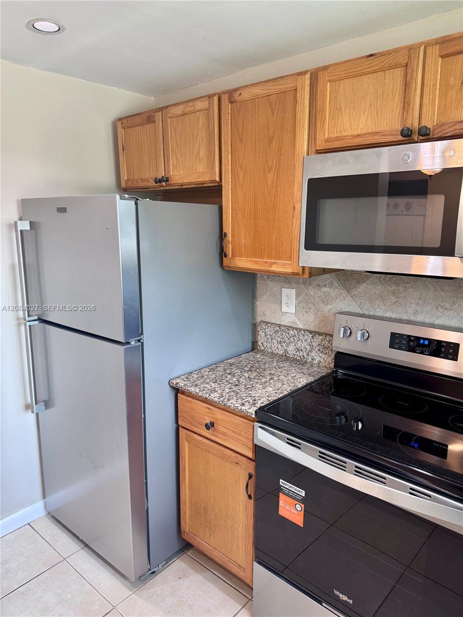 6090 SW 41st St # 19, Davie FL 33314 photo 5