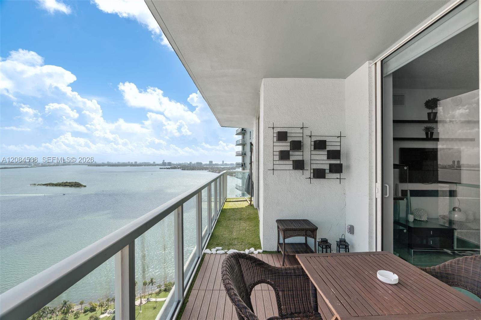 1900 N Bayshore Dr # 3315, Miami FL 33132 photo 2