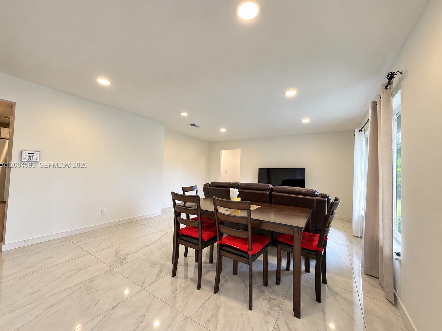 8001 NW 108 AVE, Tamarac FL 33321 photo 3