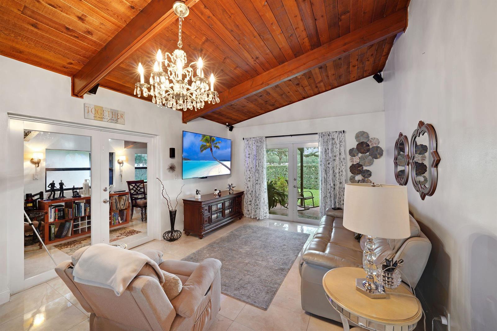 145 Essex Road # 30, Hollywood FL 33024 photo 3