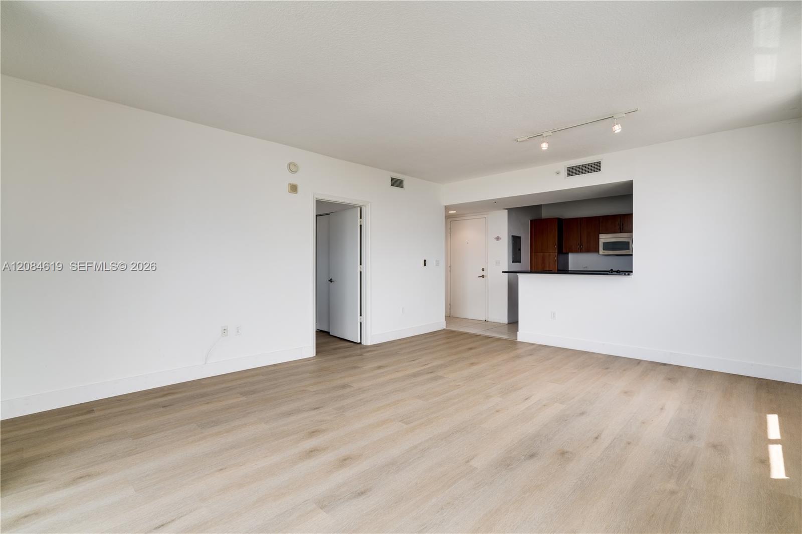 18800 NE 29th Ave # 701, Aventura FL 33180 photo 3