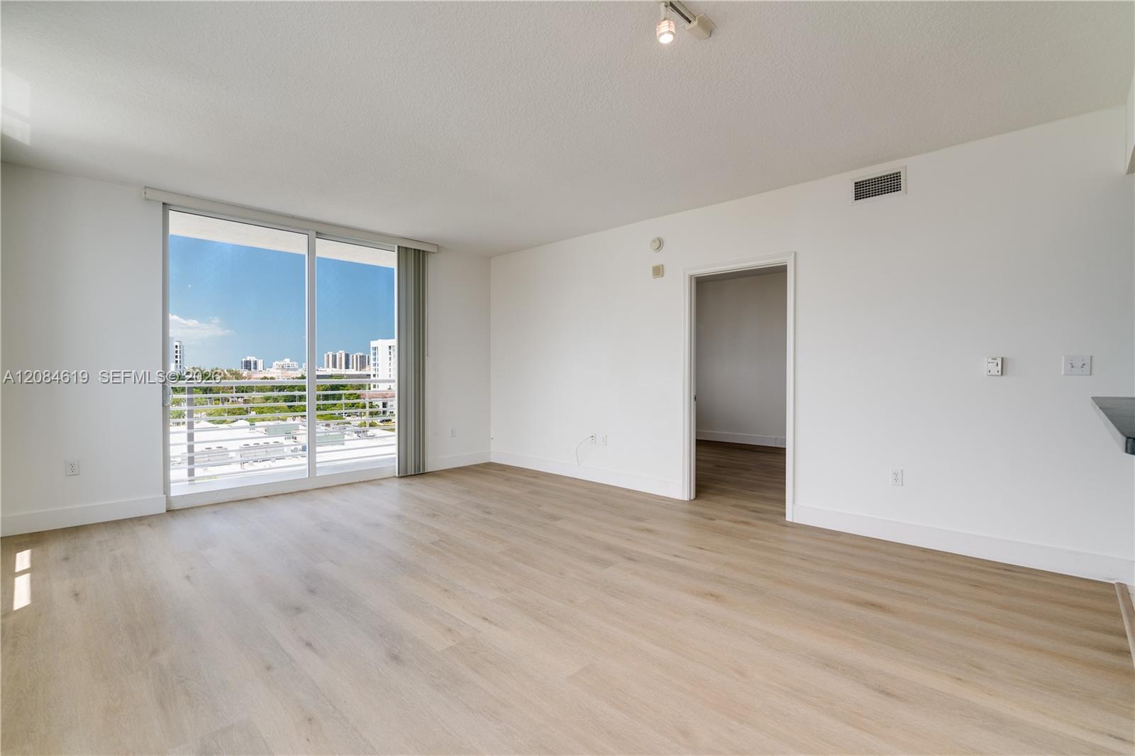 18800 NE 29th Ave # 701, Aventura FL 33180 photo 4