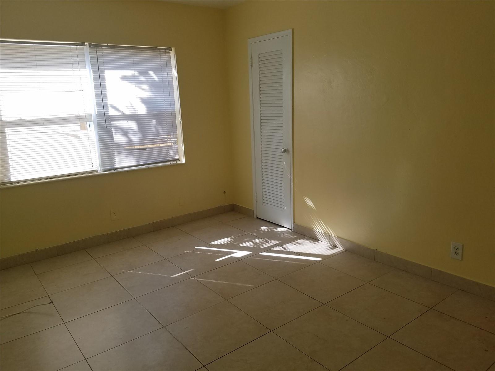 1907 Cleveland Street, Hollywood FL 33020 photo 4